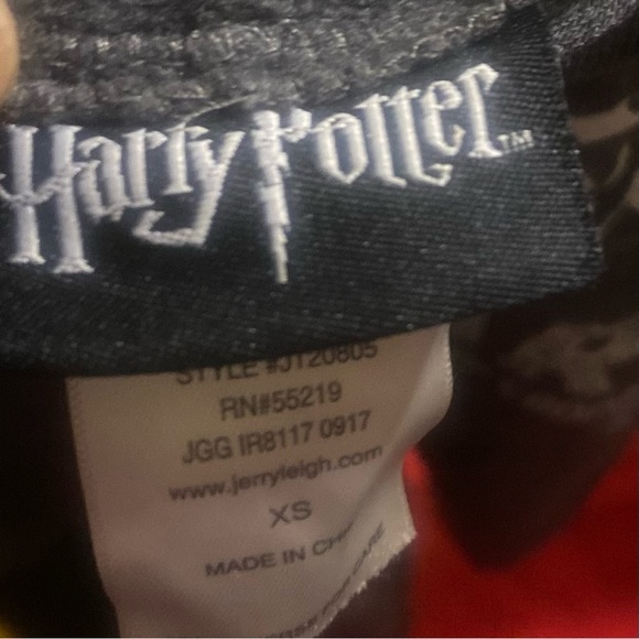 Exceptionally Ordinary~Luna Lovegood cropped Hoodie - Picture 3 of 4